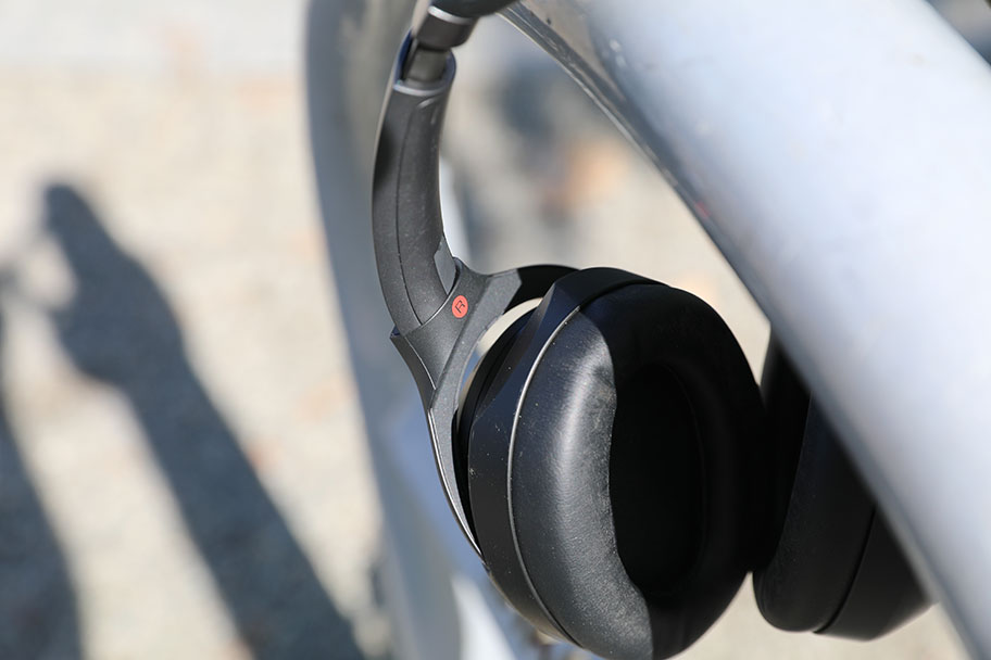 Sony WH 1000XM3 Headphone Review The Master Switch